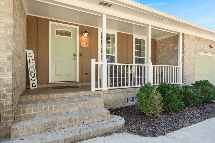 Building Photo - 12 Lighthouse Dr