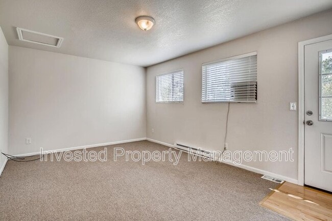 Building Photo - 172 S Cody St