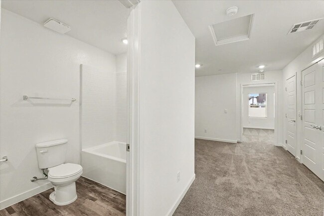 Building Photo - 9653 Horseshoe Cyn St
