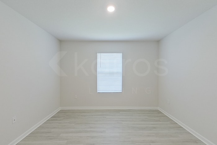 Building Photo - 317 Monarch Ln