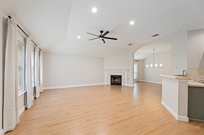 Building Photo - 1816 White Indigo Trail