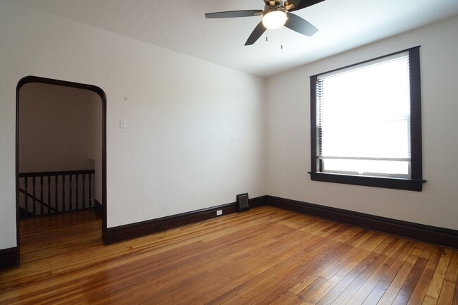 Building Photo - 3449 Iowa Ave