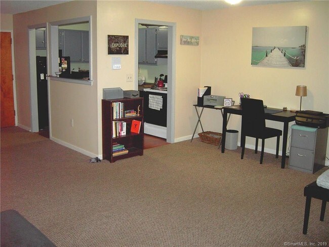 Building Photo - 64 Oxbow Dr