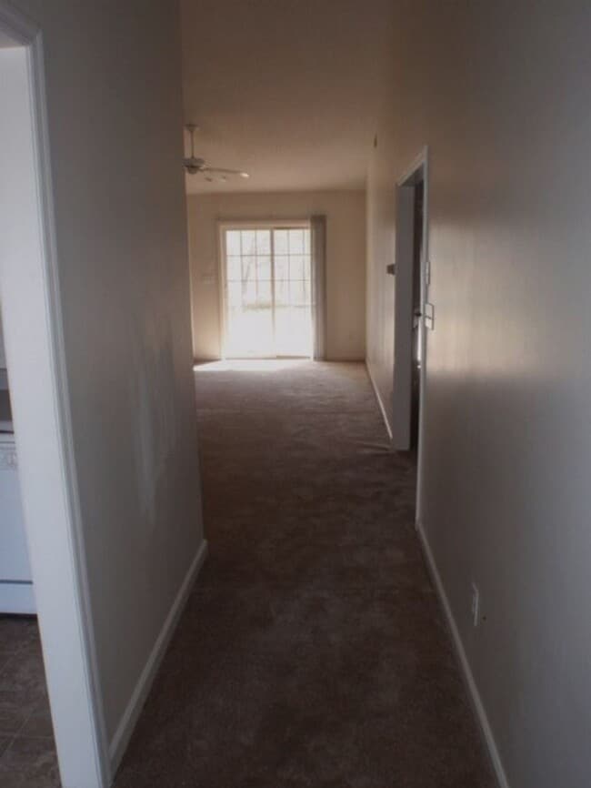 Building Photo - Spacious 2 bed 2 bath duplex, available soon!