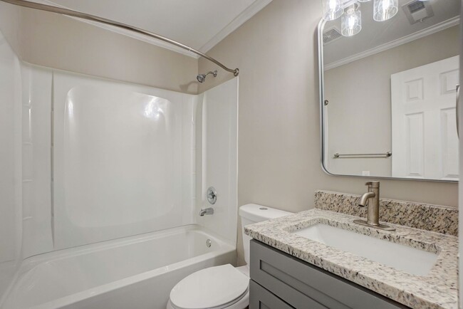 Building Photo - Gorgeously Renovated Apartments