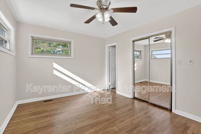 Building Photo - 402 Rand Blvd