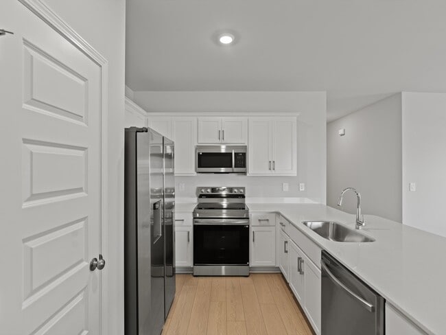 Building Photo - 137 Havner Dr