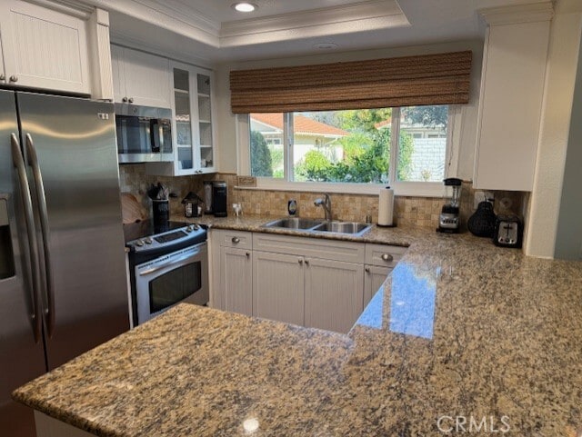 Building Photo - 2022 Via Mariposa E