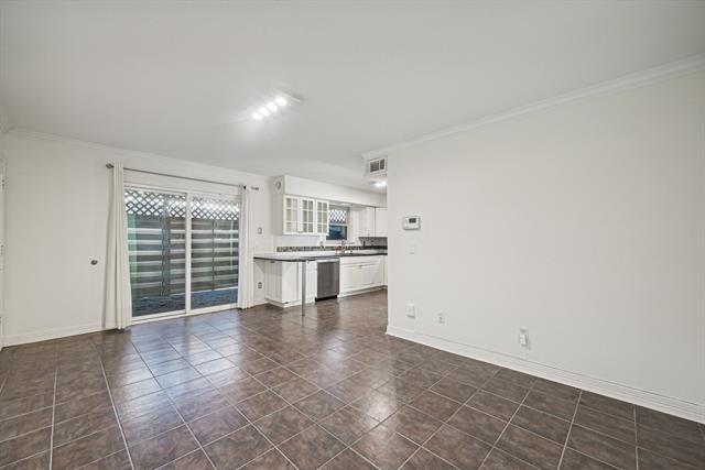 Building Photo - 5833 Birchbrook Dr