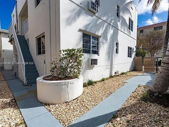 Building Photo - 245 79th St