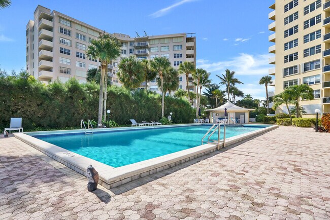 Building Photo - 2800 N Flagler Dr