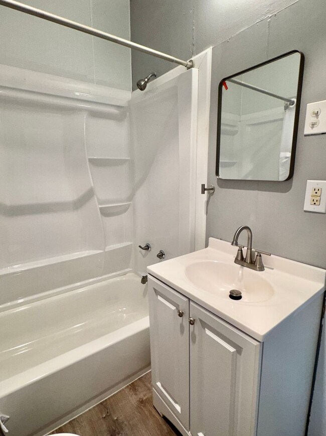 Building Photo - Charming 3 Bedroom Home For Rent in Slaton!