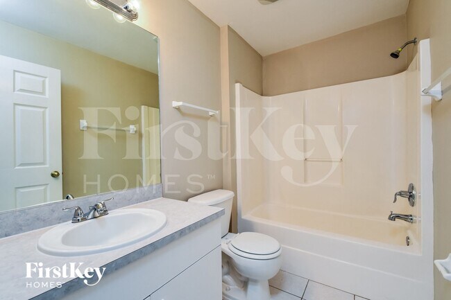 Building Photo - 117 Blackstone Dr