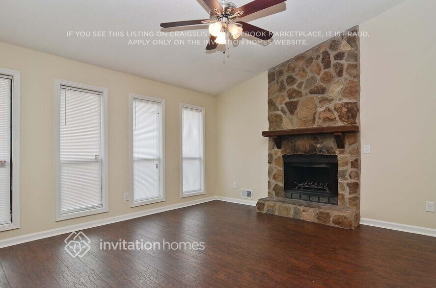 Building Photo - 6712 Songwood Dr