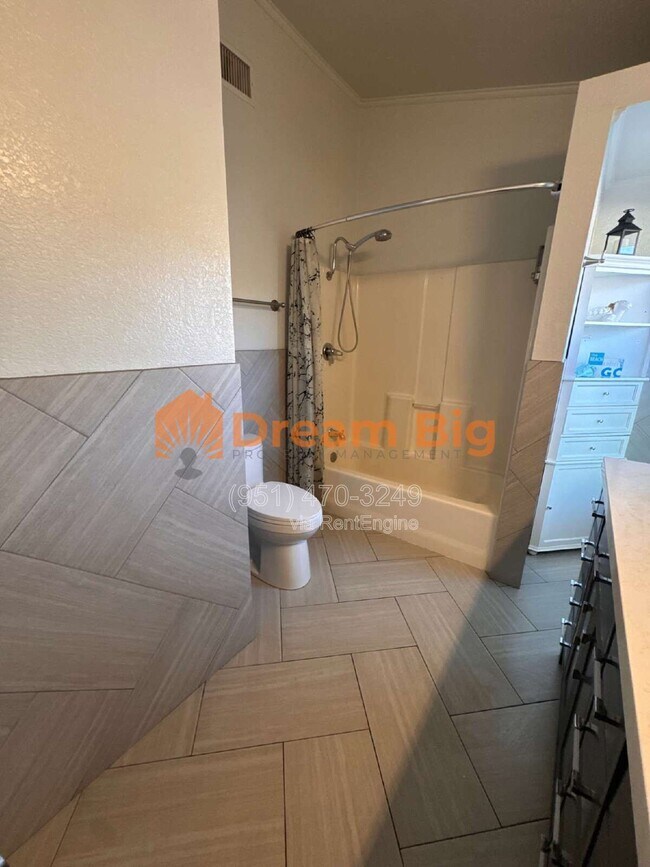 Building Photo - 12025 Weeping Willow Ln