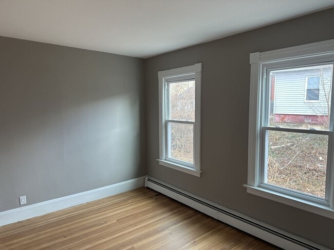 Building Photo - 145-147 Pearl Street