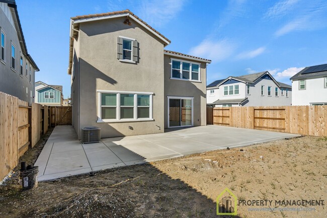 Building Photo - Brand New 3-Bedroom, 2.5-Bath Home for Ren...