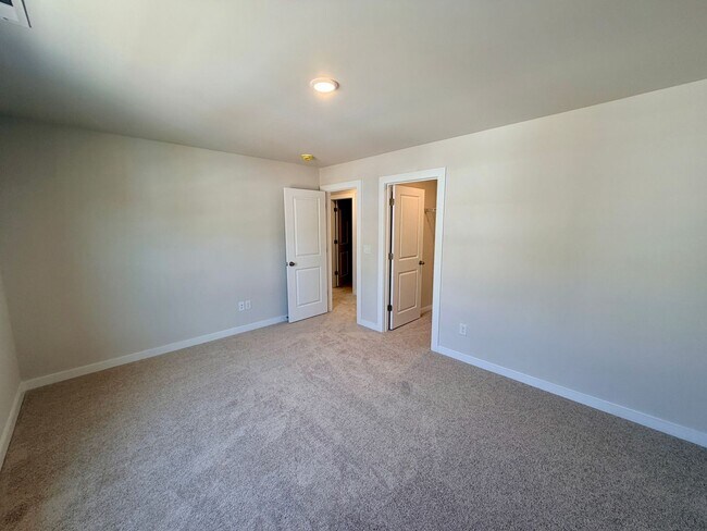 Building Photo - Brand New 4BR/3BA Home in Blue Sky Meadows