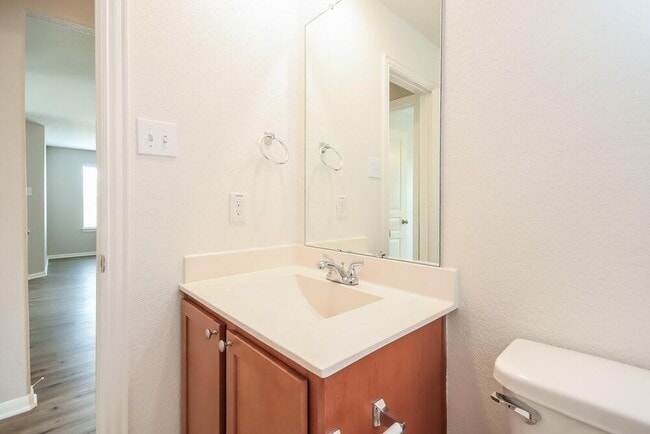Building Photo - 2302 Thunderbolt Peak Dr
