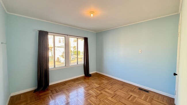 Building Photo - Charming Silver Terrace 3 Bedroom/1 BA SFH with Private Garden Oasis +Flex Bonus Room- AMSI