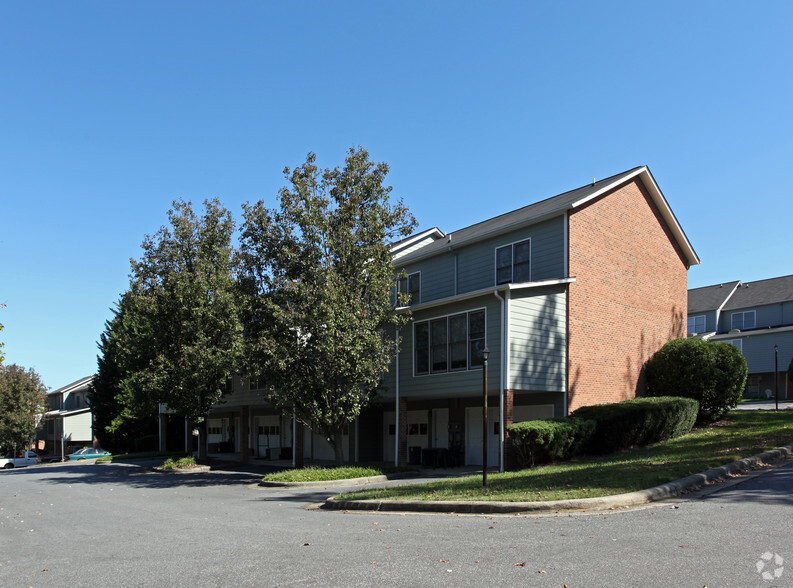 Building Photo - The Village at Catawba Ridge