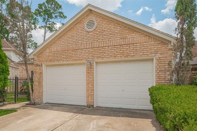 Building Photo - 1943 Mosa Creek Ct