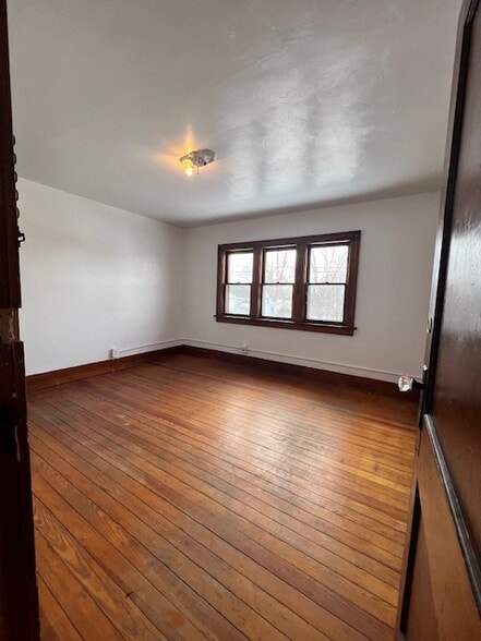 Building Photo - 510 S Kaley St