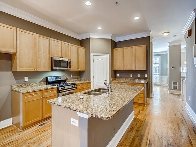 Building Photo - 1693 Mosaic Way