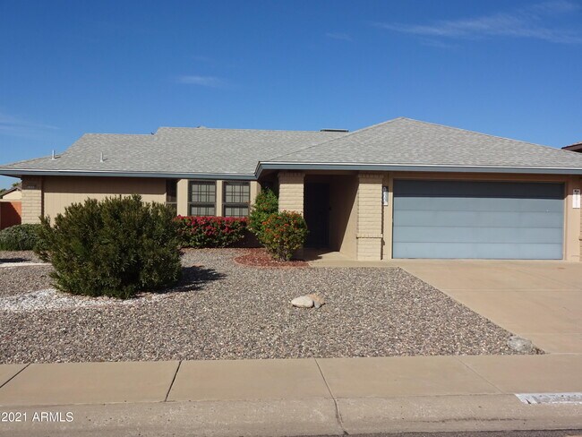 Building Photo - 13722 W Gable Hill Dr