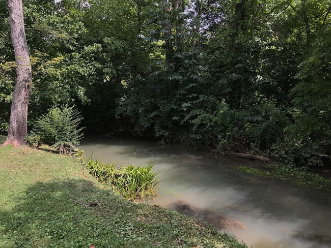 Building Photo - West Knoxville 37921 - Great Location! 3 bedroom 2.5 bath home w/bonus room - Call Adam Sharp (86...