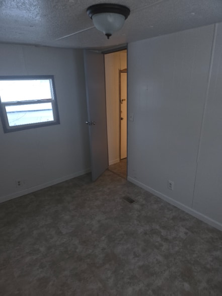 Building Photo - 8464 Cleveland Ave NW