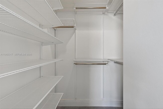 Building Photo - 2899 Collins Ave