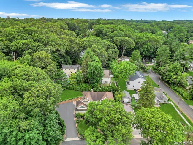 Building Photo - 4 2nd St