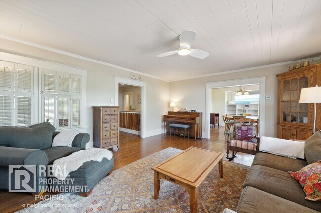 Building Photo - Beautiful North Berkeley Craftsman with Bay View