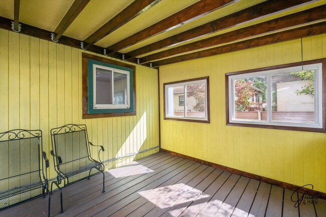 Building Photo - 3 Bedroom Ranch - $1,350