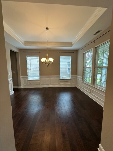 Building Photo - 109 Grayfox Dr