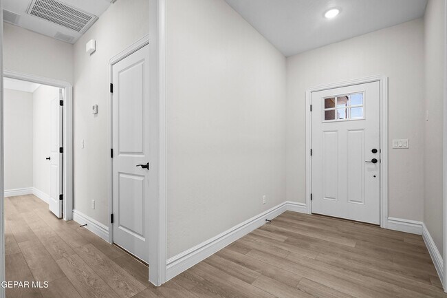 Building Photo - 15149 Ambition Ave