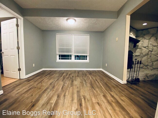 Building Photo - 3 br, 2 bath House - 302 Quail Run Drive