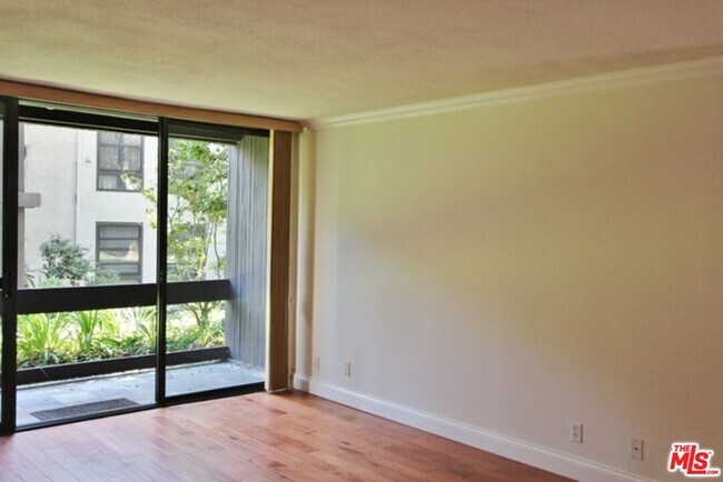 Building Photo - 7765 W 91st St