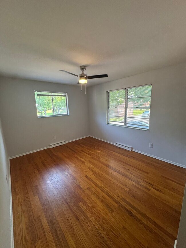 Building Photo - 8432 Atherton Dr