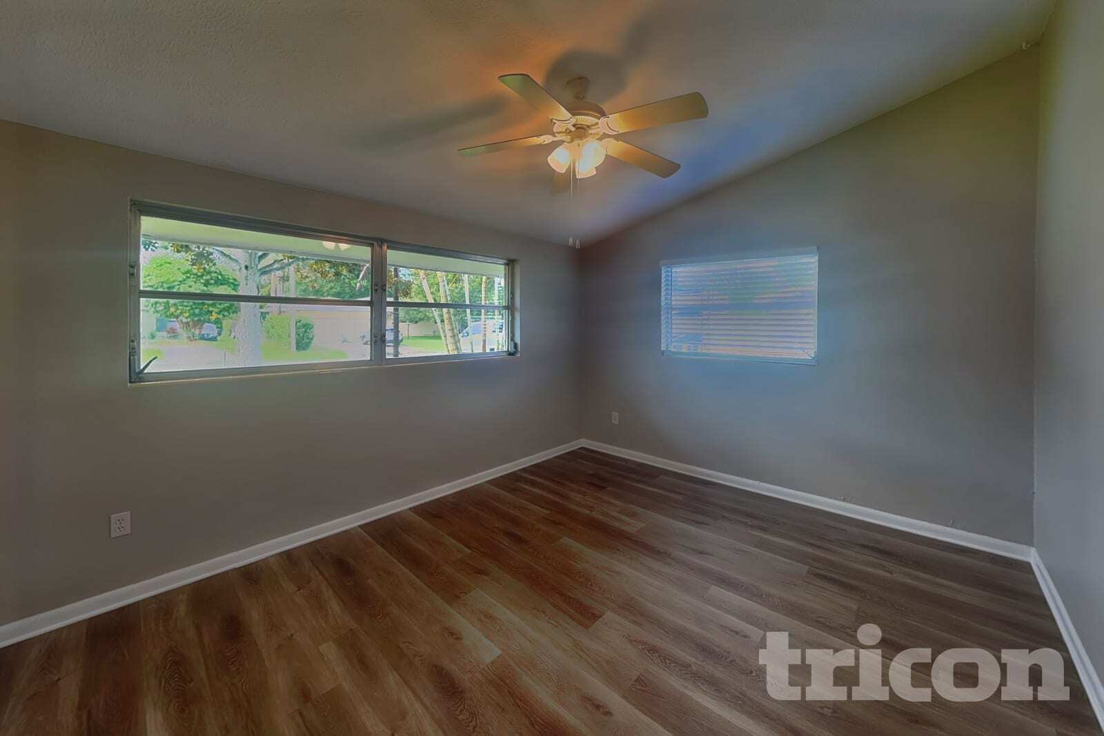 Building Photo - 1819 Brentwood Dr