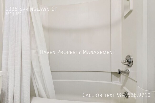 Building Photo - 1335 Springlawn Ct