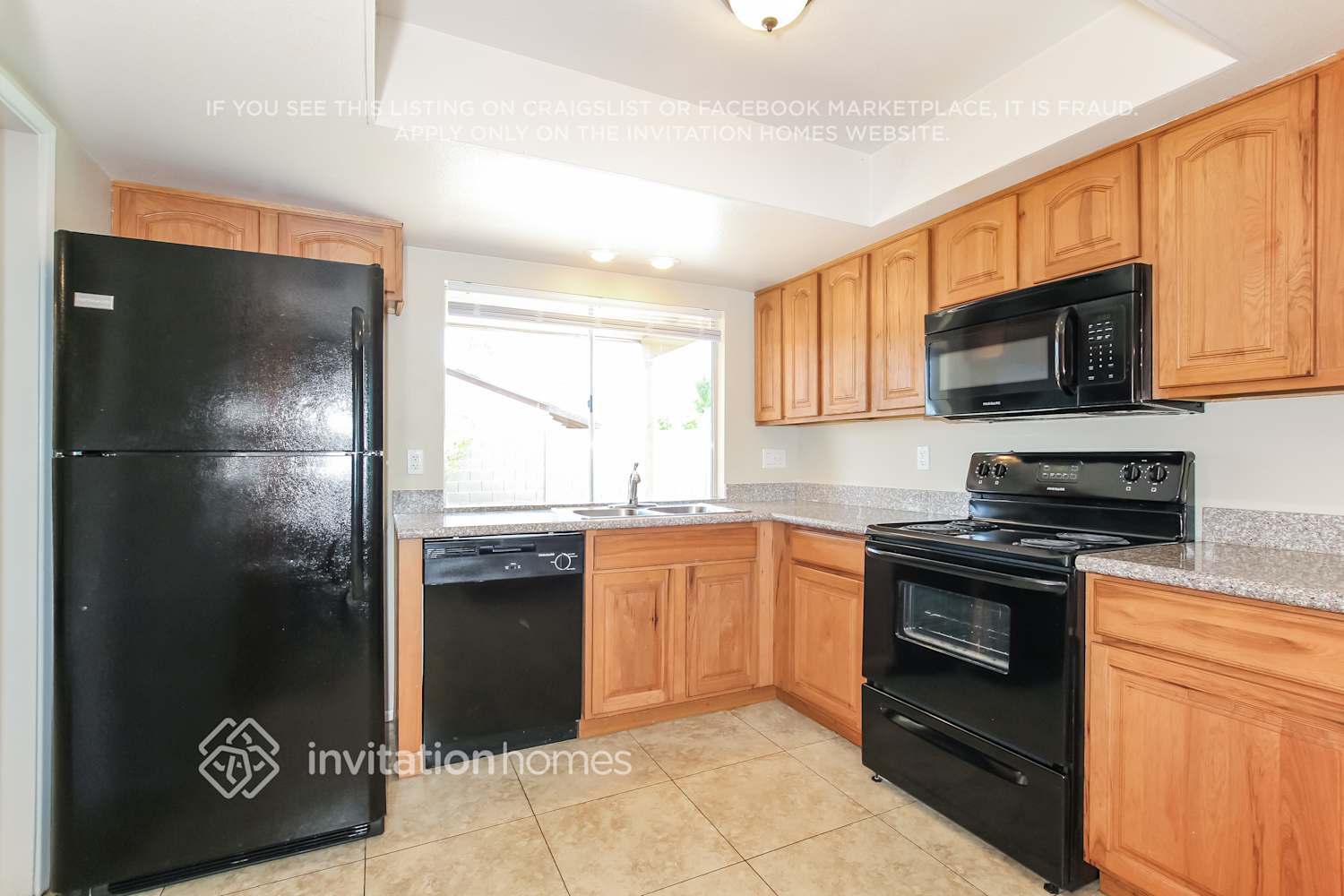 Building Photo - 4402 W Crocus Dr