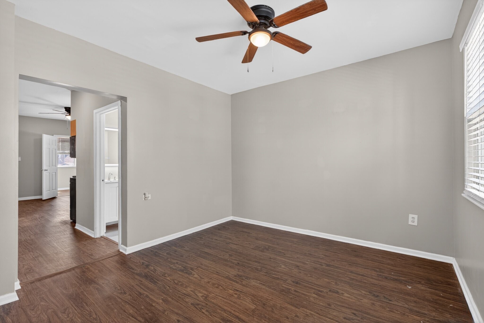 Building Photo - 4509 S Talman Ave