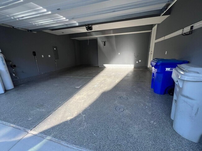 Building Photo - 1170 Via Sandia