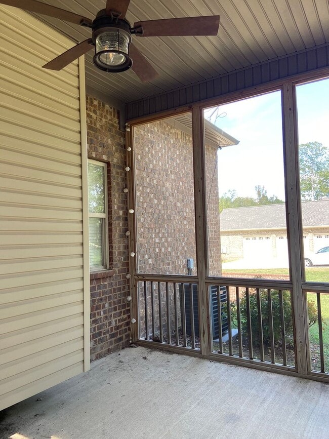 Building Photo - New For Rent in Helena!