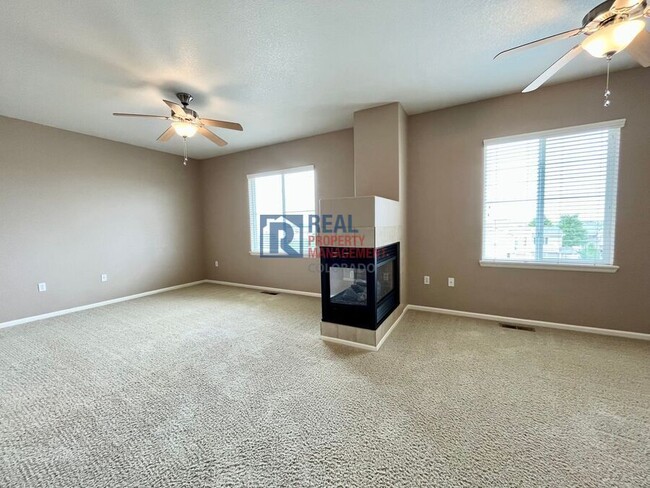 Building Photo - 13082 Grant Cir E