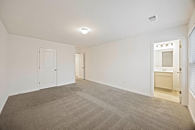 Building Photo - 327 Surfbird Rd