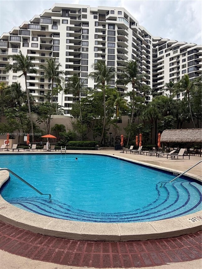 Building Photo - 540 Brickell Key Dr
