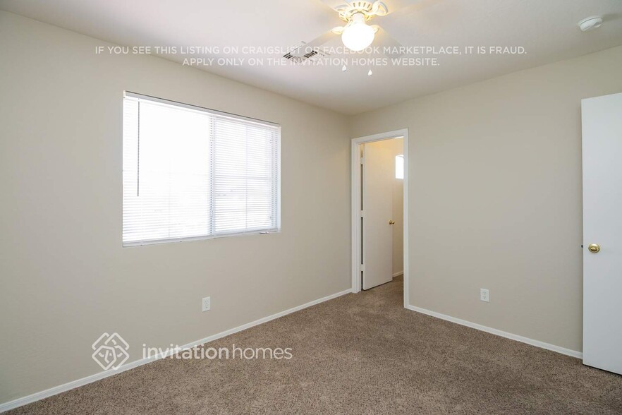 Building Photo - 1331 S 219th Ln
